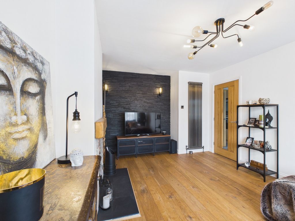 Property photo 3 of 15 4792948