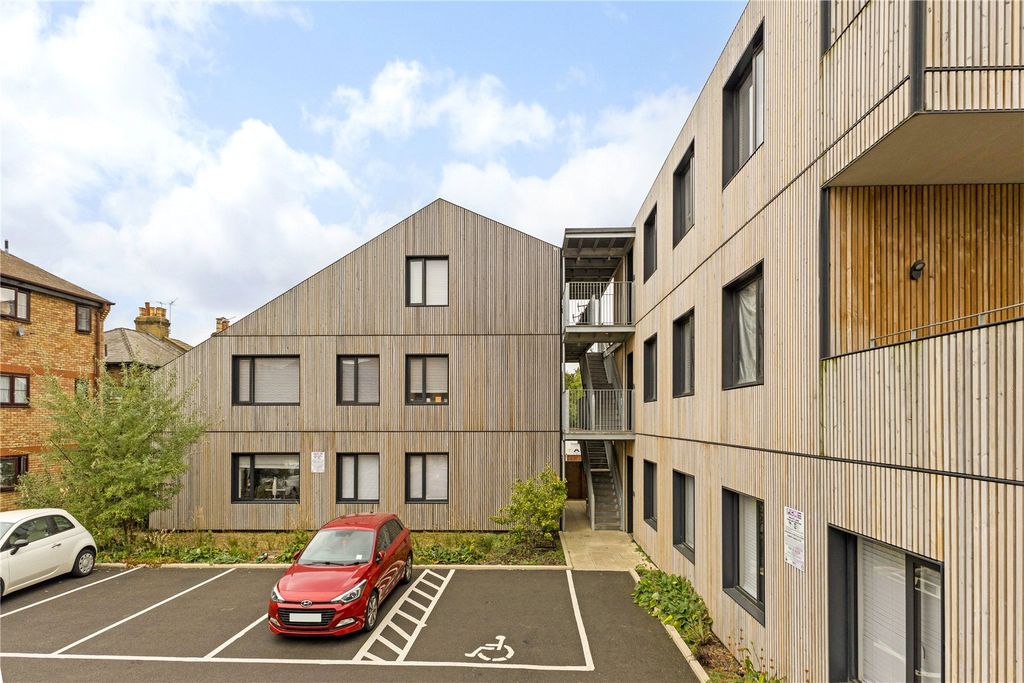 Property photo 1 of 8 Picture No. 01
