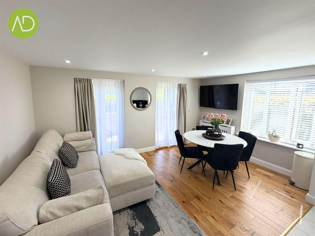 Property photo 1 of 11 16.Jpg