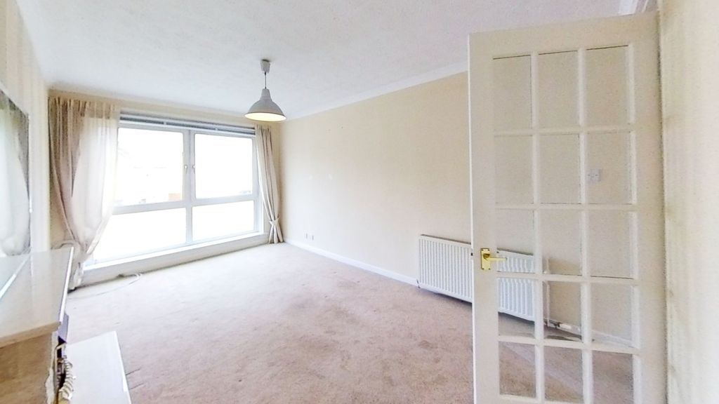 Property photo 2 of 11 Picture No. 08