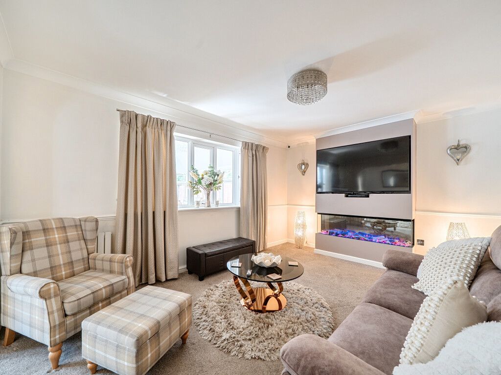 Property photo 3 of 22 1451724-12-69F0c1...