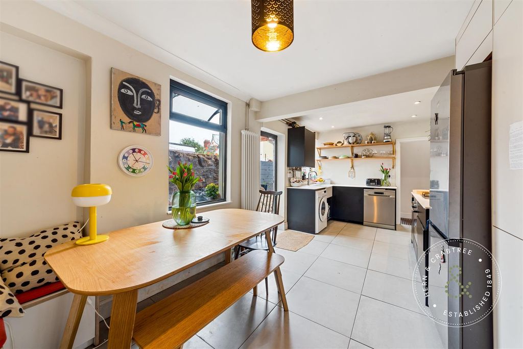 Property photo 2 of 24 Ethel-Street-19.Jpg