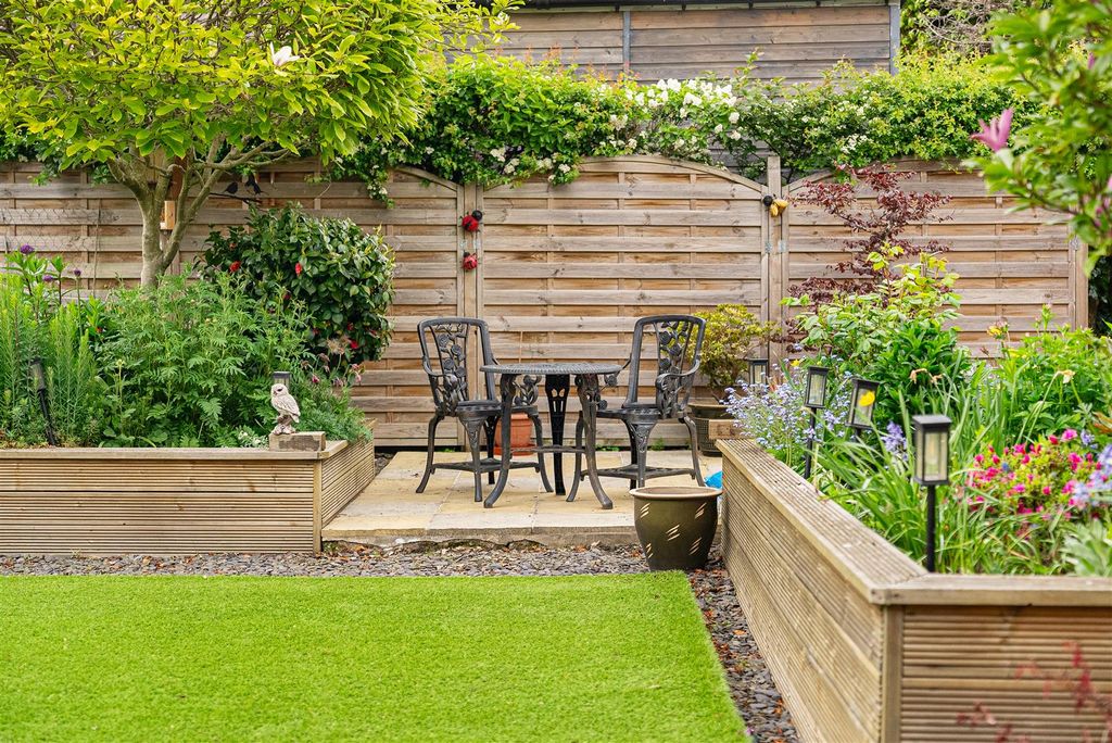 Property photo 3 of 21 Patio