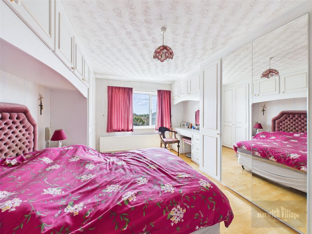 Additional image 12 of 4 bed detached house for saleGordon Road, Dovercourt, Harwich CO12