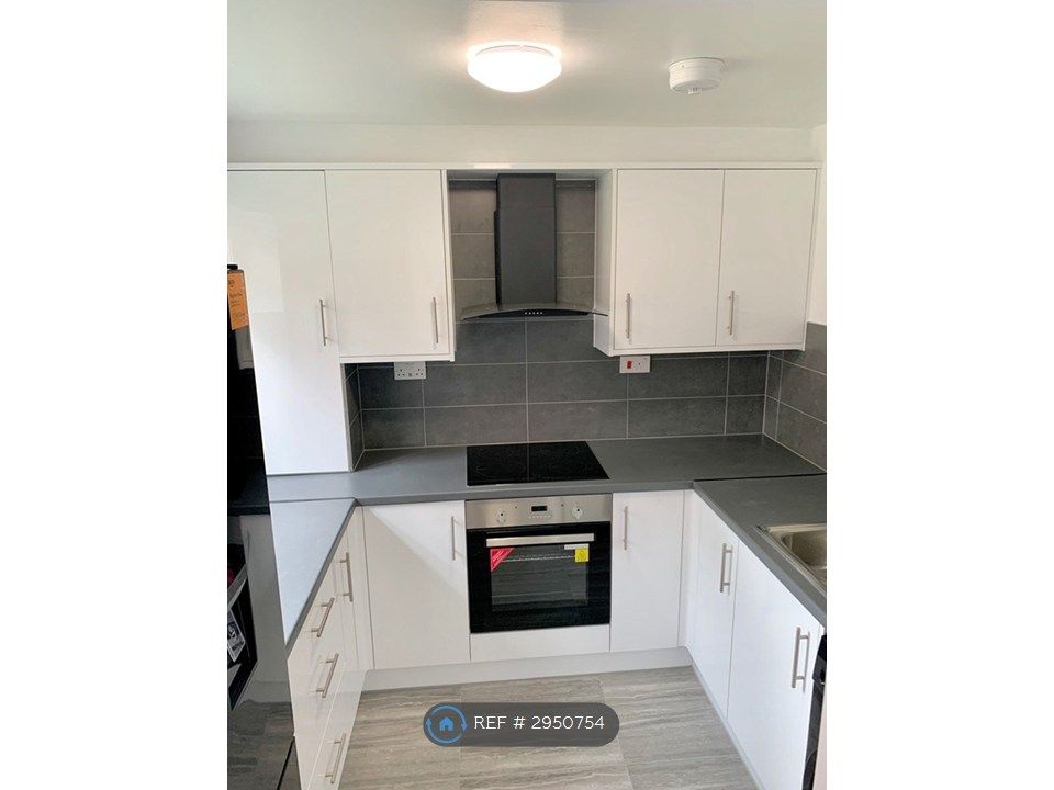Property photo 2 of 4