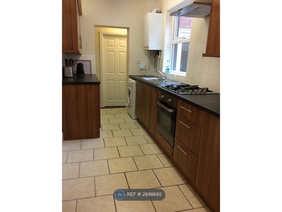Property photo 3 of 6