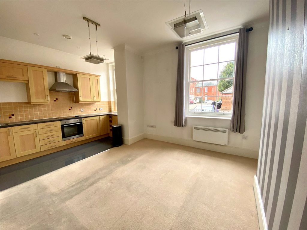 Property photo 2 of 9 Picture No. 04