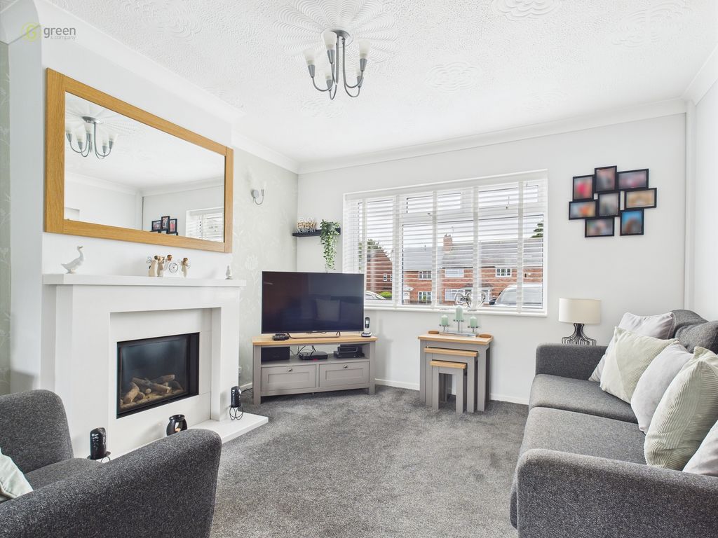 Property photo 2 of 39
