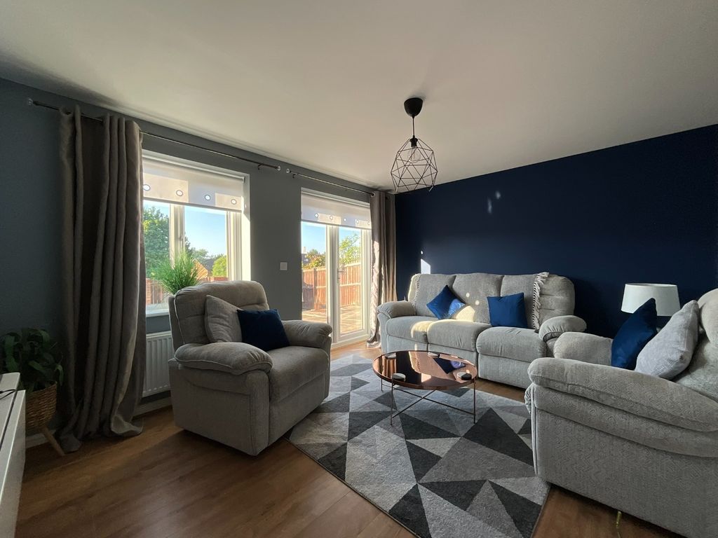 Property photo 1 of 16 4192061
