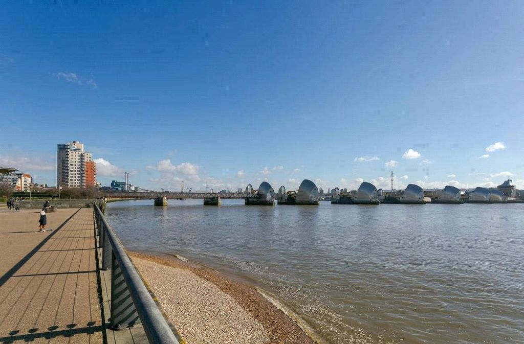 Property photo 2 of 19 Picture No. 04