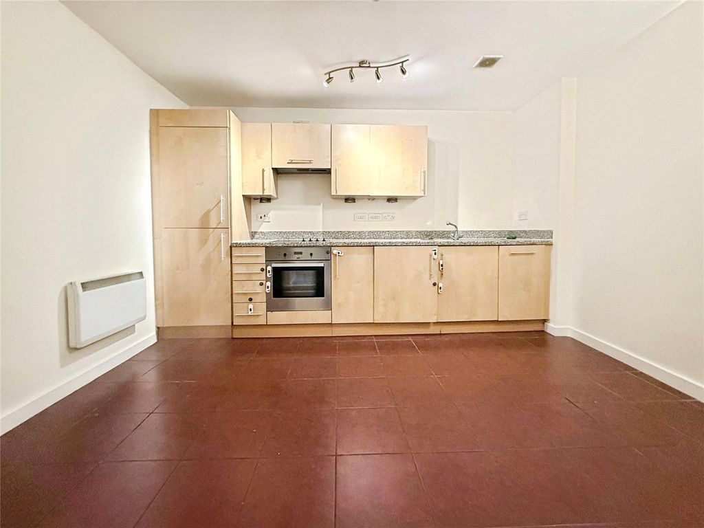 Property photo 1 of 9 Picture No. 19