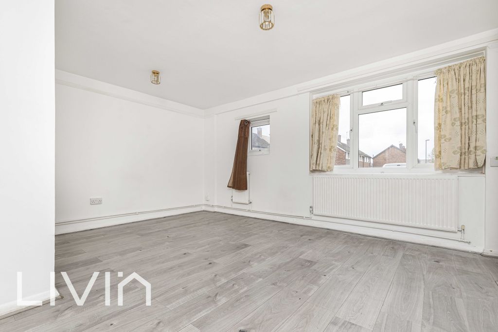 Property photo 3 of 10 025A9761