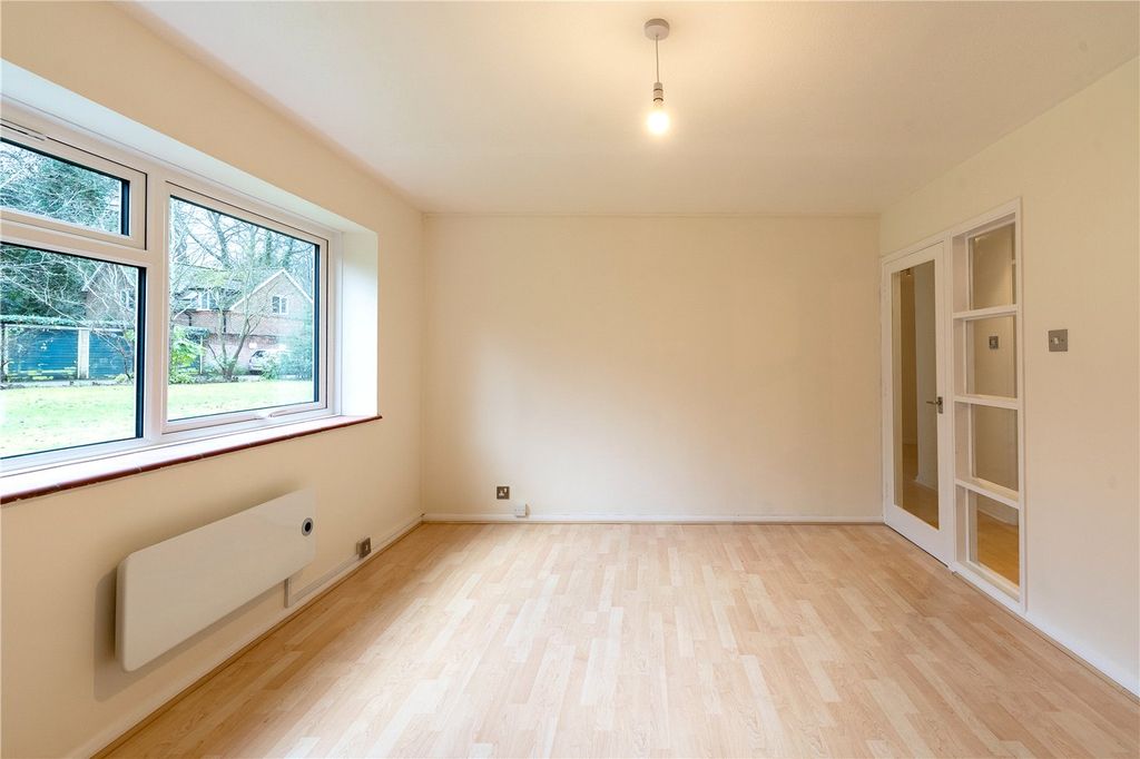 Property photo 3 of 19 Picture No. 14