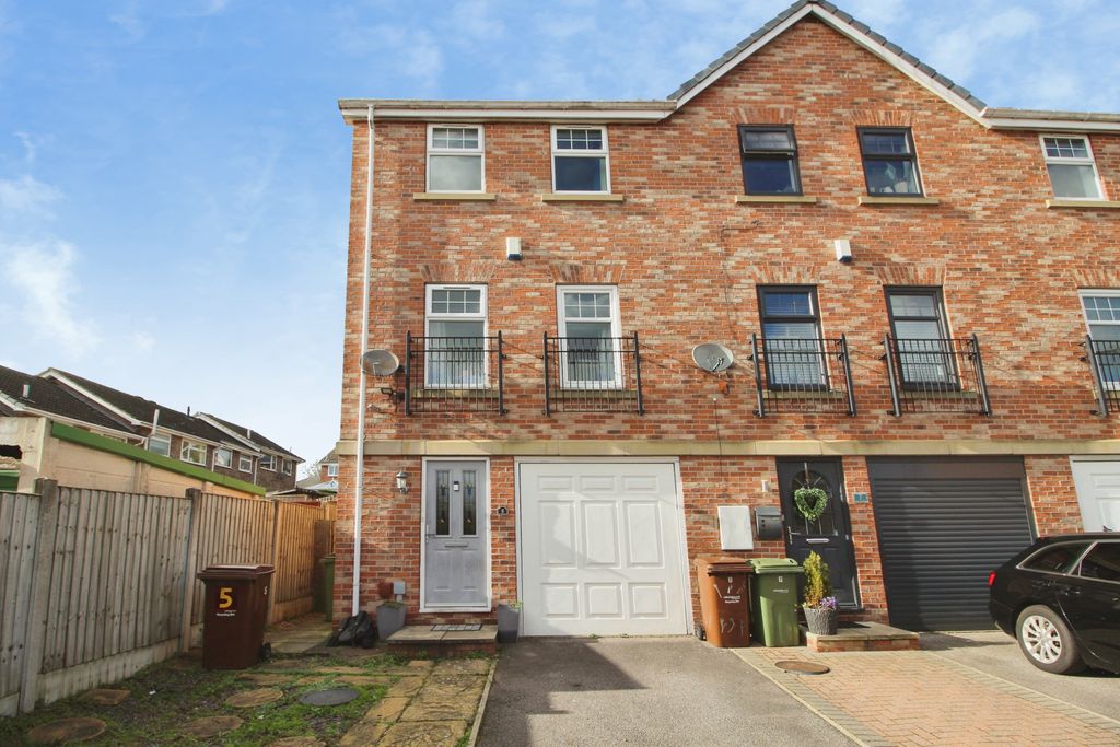 Property photo 1 of 15 The Property