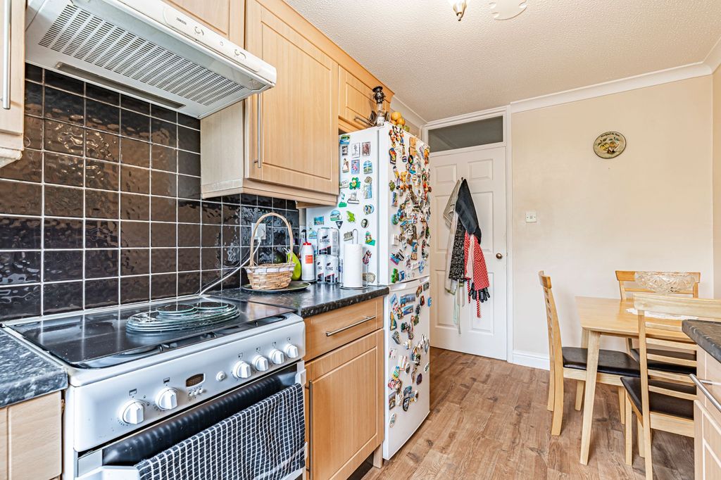 Additional image 10 of 2 bed flat for saleCedar Crescent, Tonteg CF38