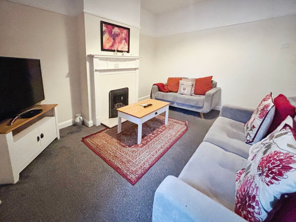 Property photo 3 of 14 Img_3207