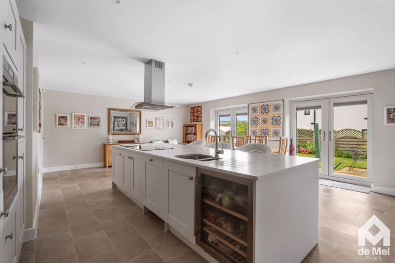 Property photo 3 of 20 Photo 14