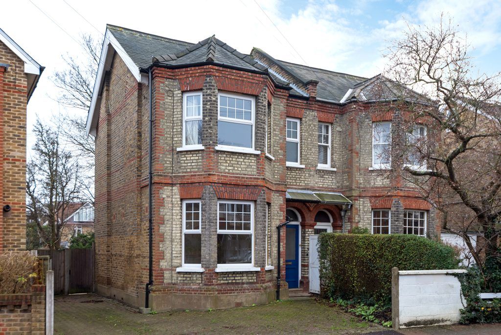 Property photo 1 of 6