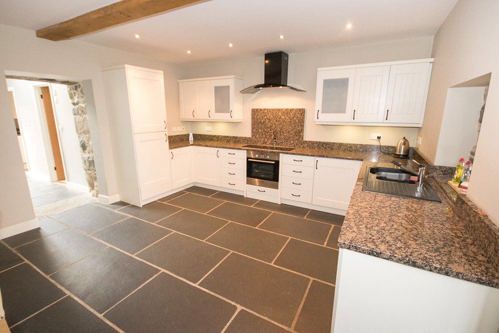 Property photo 2 of 19 Picture No. 01