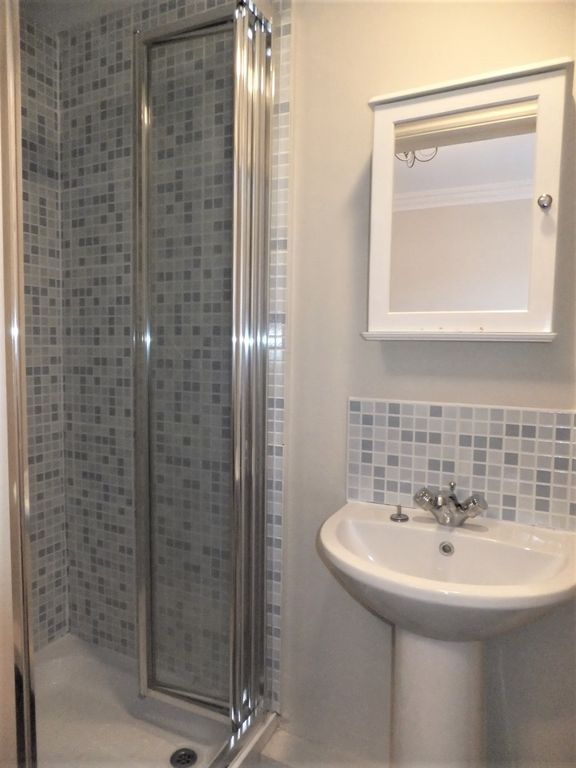 Property photo 3 of 3