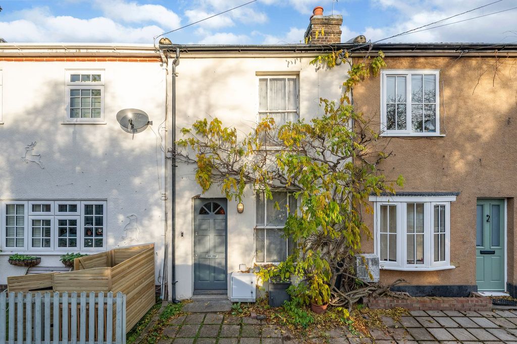 Property photo 1 of 10