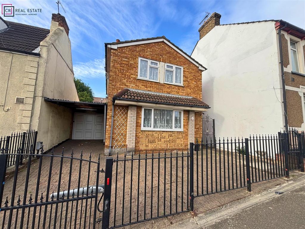 Property photo 1 of 10