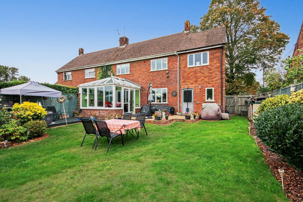 Property photo 3 of 13