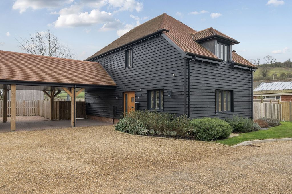 Property photo 1 of 34