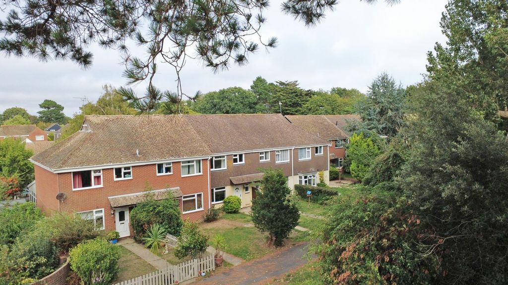 Property photo 1 of 24