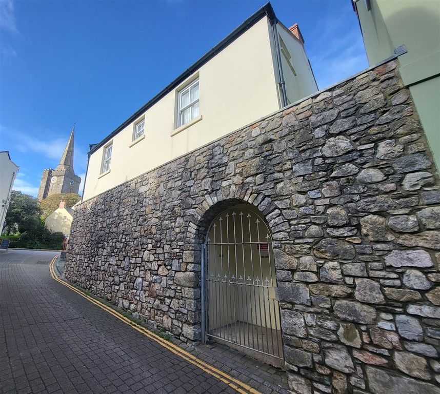 Property photo 1 of 15 Please Note
