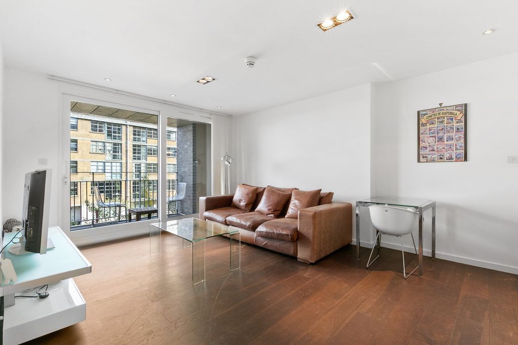 Property photo 1 of 9