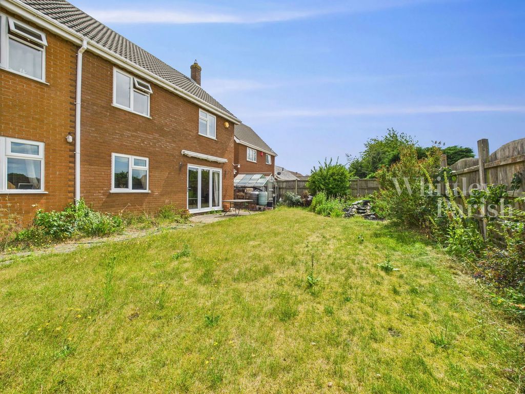 Property photo 3 of 18