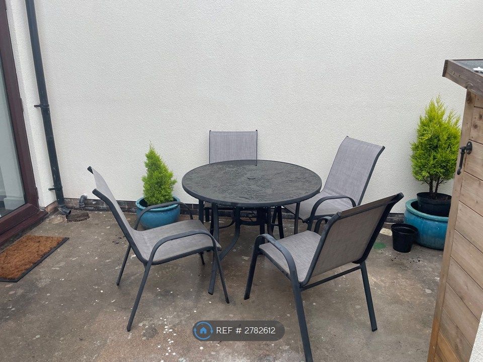 Property photo 2 of 10 Sunny Terrace