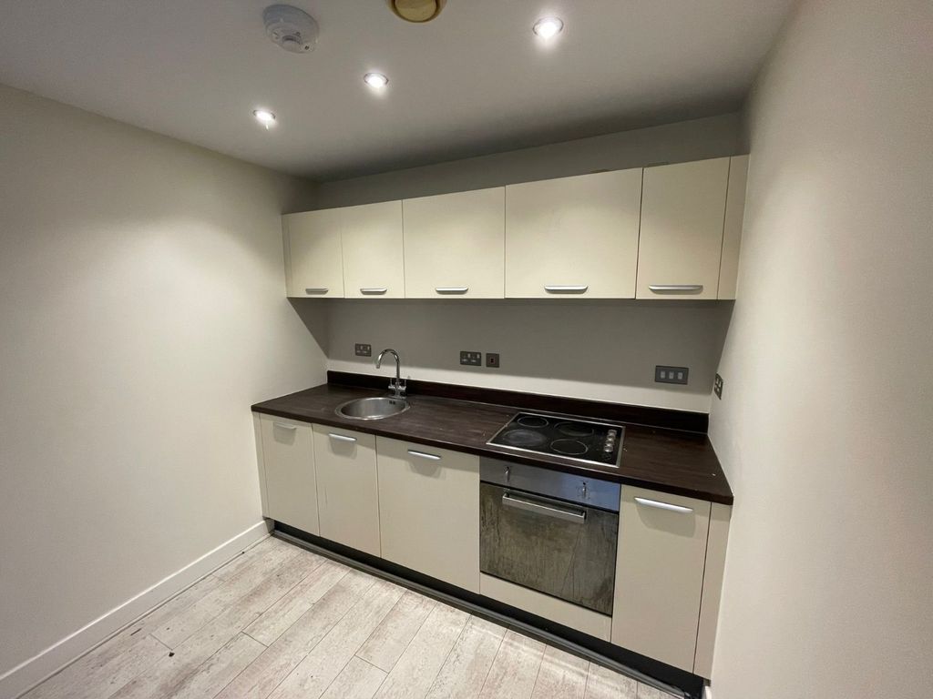 Property photo 3 of 7 Picture No. 15