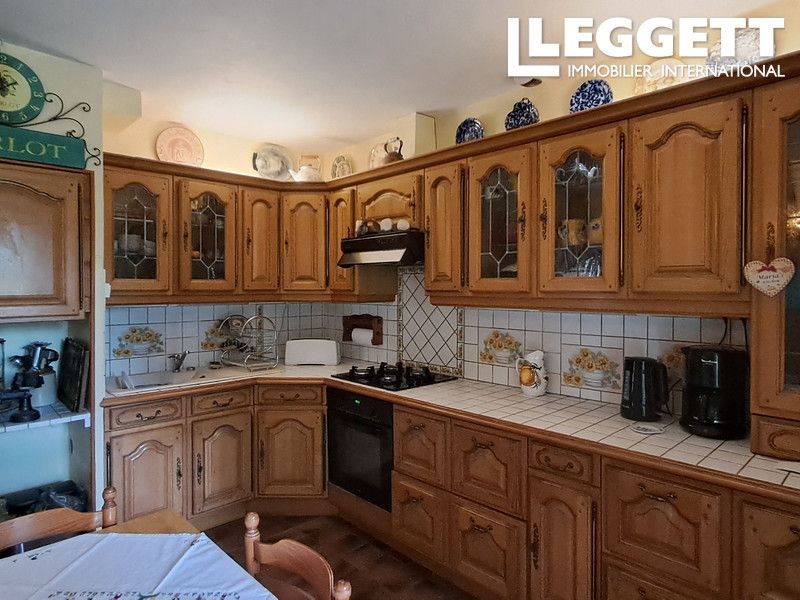Property photo 3 of 10