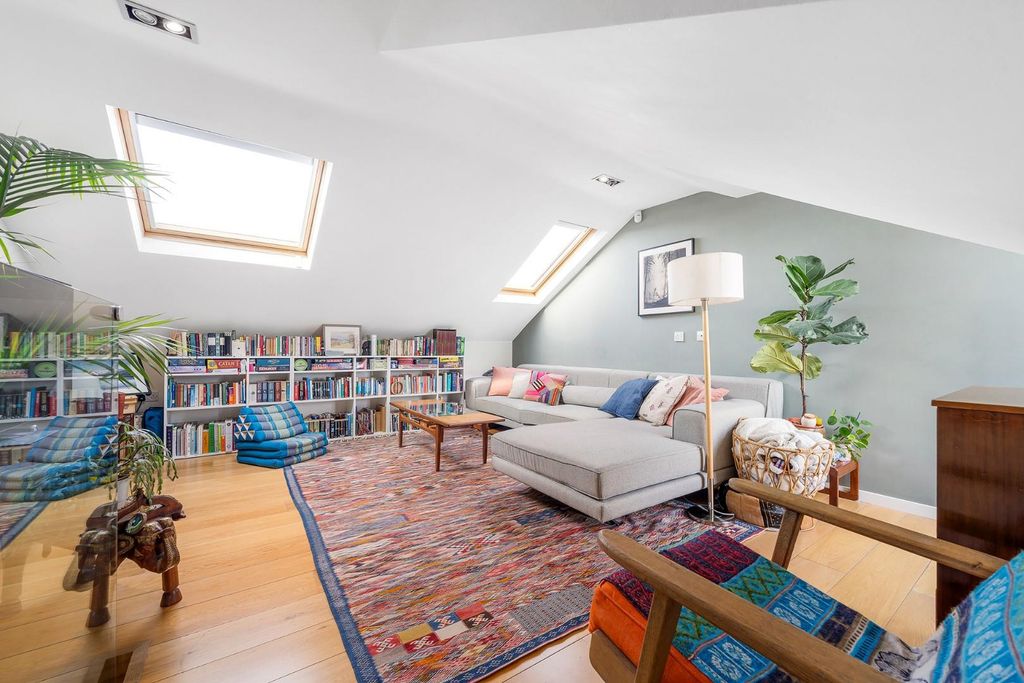 Property photo 1 of 11 Reception (1).Jpg