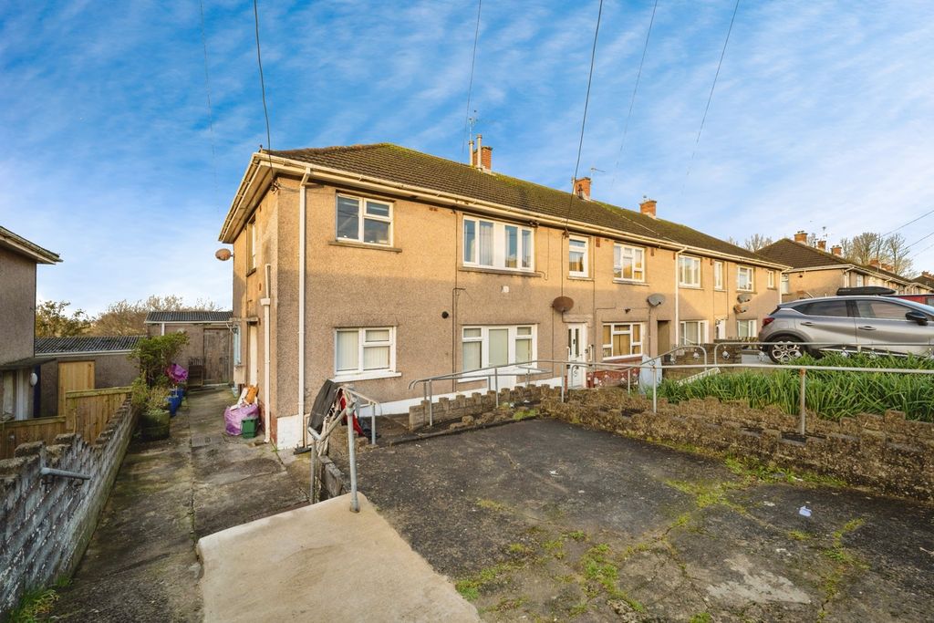 Additional image 18 of 3 bed flat for saleHeol Maes Y Cerrig, Loughor, Swansea SA4