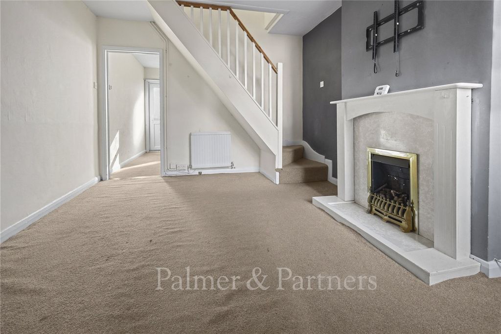 Property photo 1 of 6 Reception Room 2