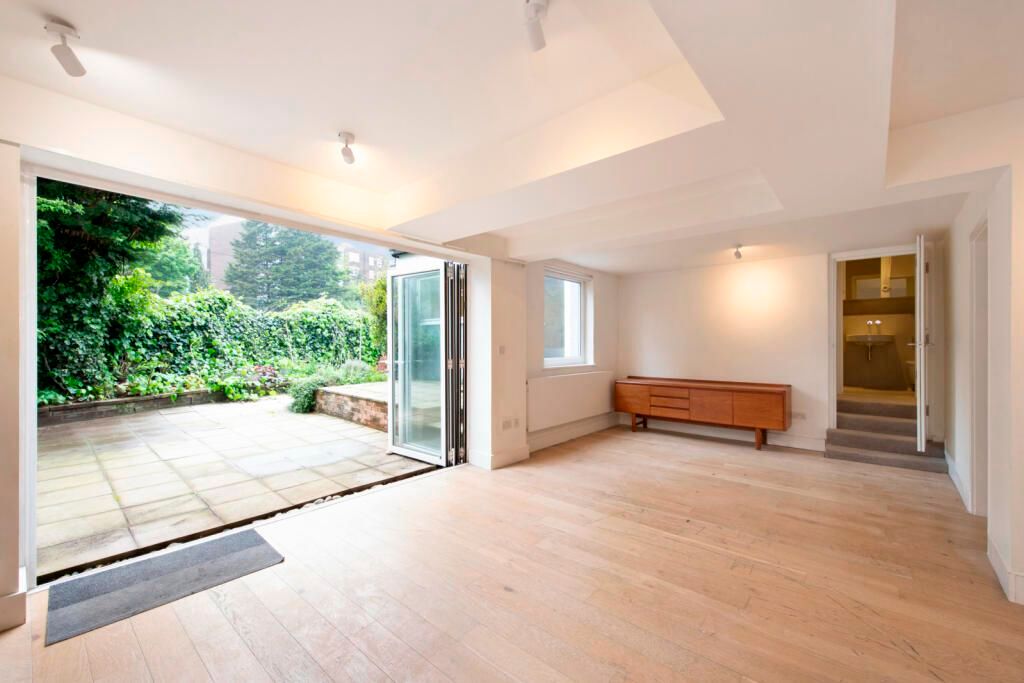 Property photo 1 of 27