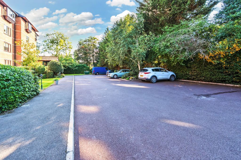 Property photo 2 of 11