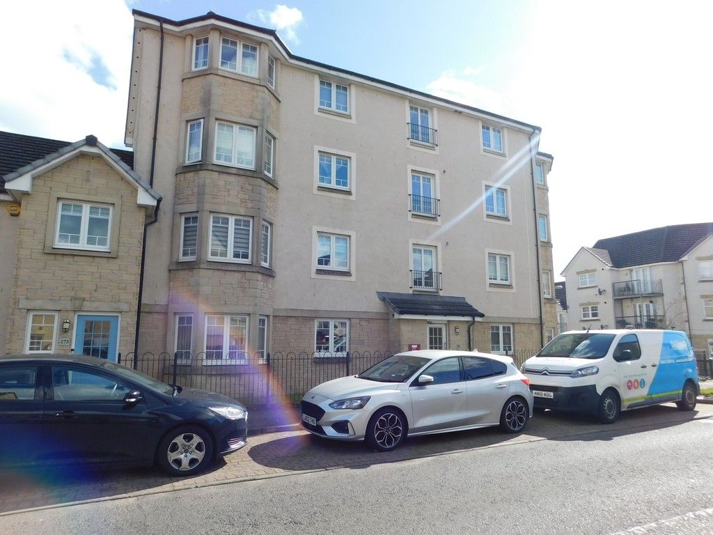 Property photo 2 of 8