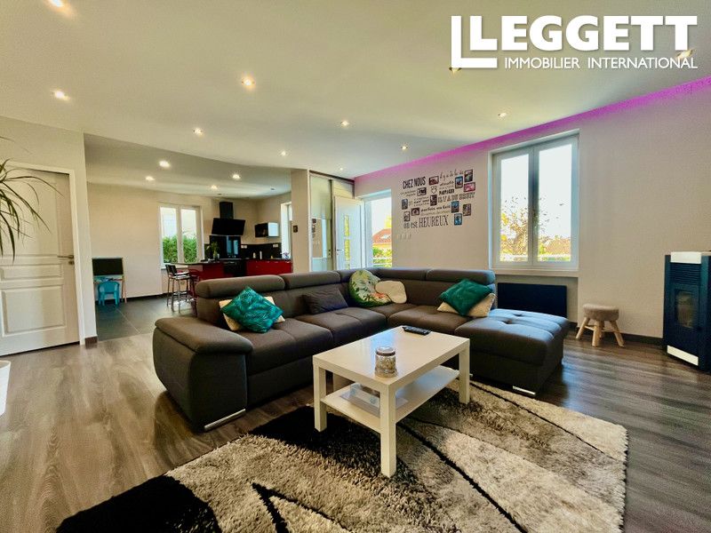 Property photo 1 of 10