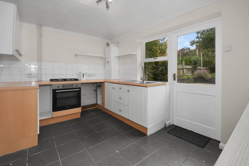 Property photo 3 of 13