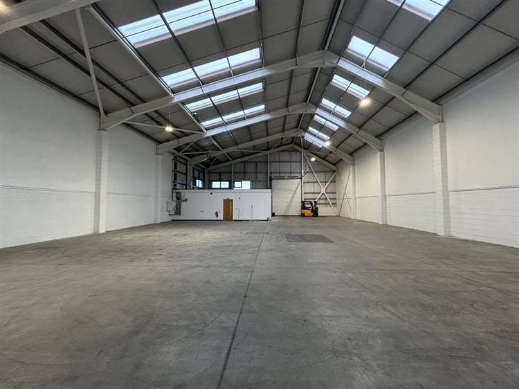 Property photo 2 of 9