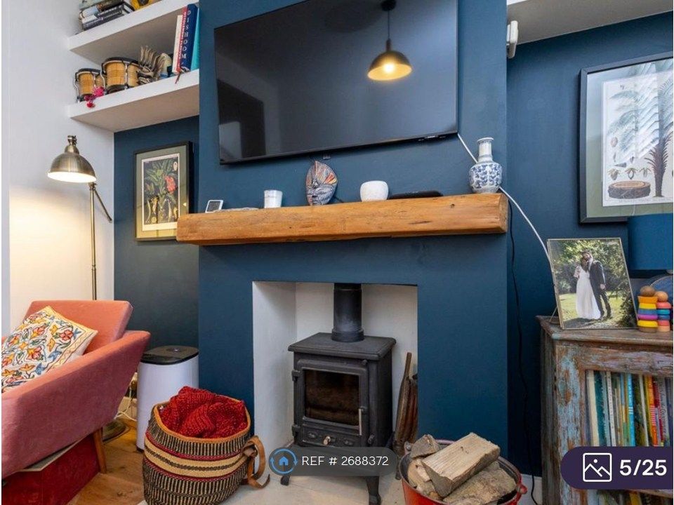 Property photo 3 of 17