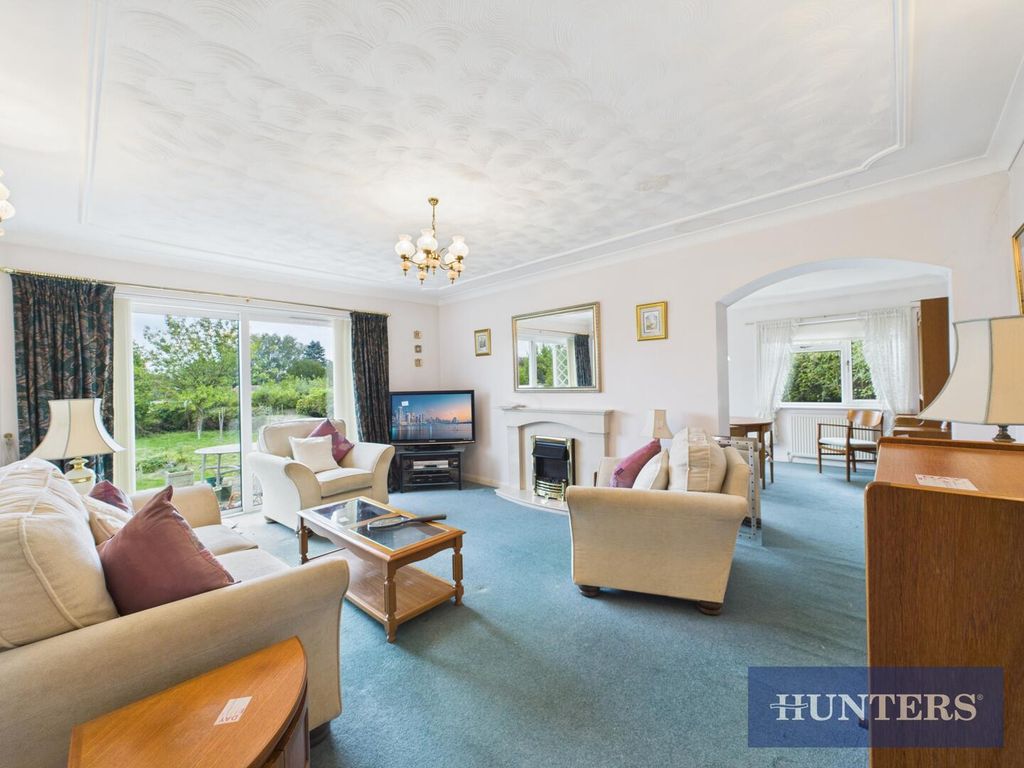 Property photo 2 of 24 Living Room