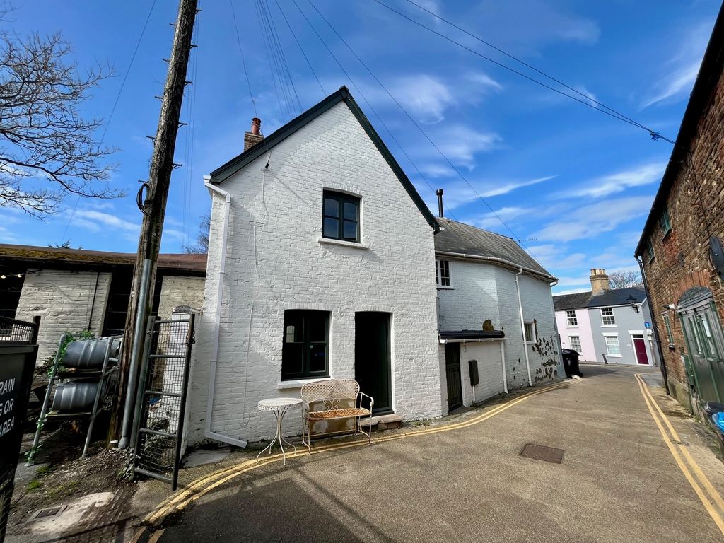 Property photo 1 of 14