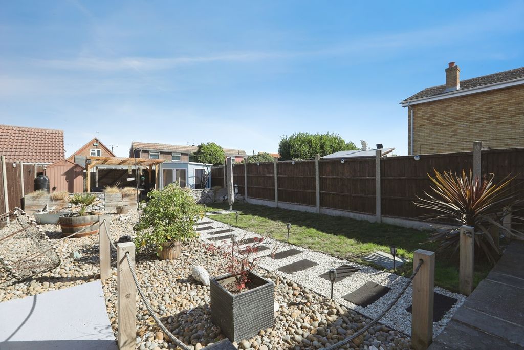 Property photo 3 of 17 Pbox-Img.Jpg