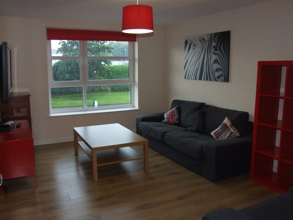 Property photo 2 of 9
