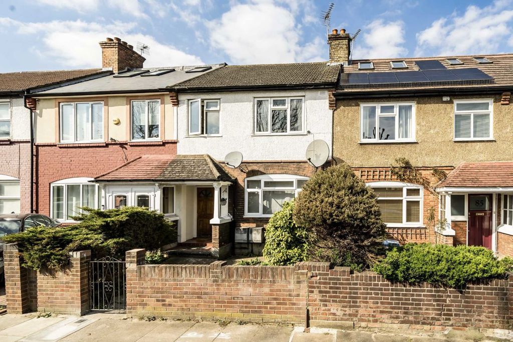 Property photo 1 of 5